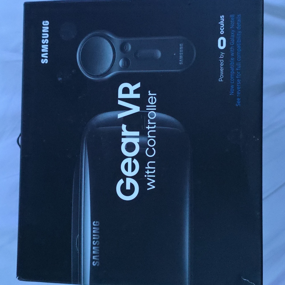 Samsung Gear VR with Controller